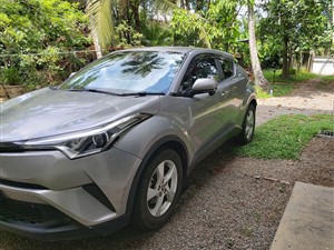 toyota-chr-2017-jeeps-for-sale-in-gampaha