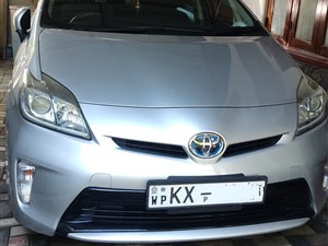 toyota-prius-2012-cars-for-sale-in-gampaha