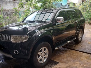 mitsubishi-montero-sports-2012-jeeps-for-sale-in-kandy