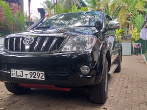 toyota-toyota-hilux-4x4-wheel-th71¹iland-brand-2010-pickups-for-sale-in-colombo