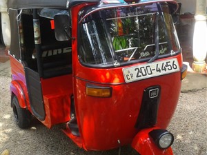 bajaj-2-stock-1994-three-wheelers-for-sale-in-colombo