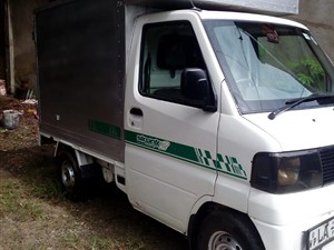mitsubishi-buddy-2002-trucks-for-sale-in-kandy