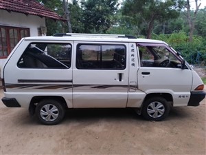 toyota-townace-1990-vans-for-sale-in-ampara