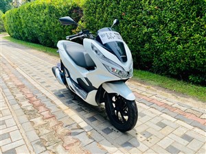 honda-pcx-150-2020-motorbikes-for-sale-in-gampaha