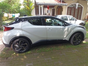 toyota-chr-2020-jeeps-for-sale-in-colombo