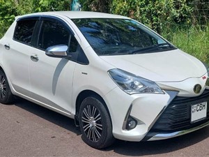 toyota-vitz-g-grade-3-edition-2019-cars-for-sale-in-puttalam