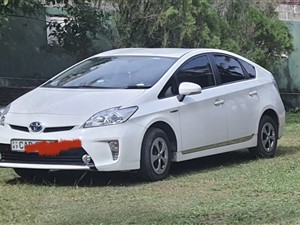 toyota-prius-2014-cars-for-sale-in-colombo