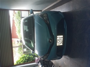 toyota-vitz-2016-cars-for-sale-in-colombo