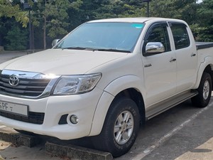 toyota-toyoya-hilux-2013-pickups-for-sale-in-colombo