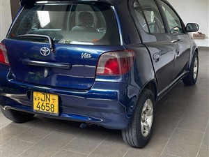 toyota-vitz-2001-cars-for-sale-in-colombo