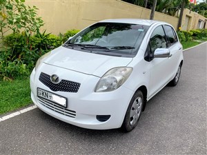 toyota-vitz-2010-cars-for-sale-in-colombo