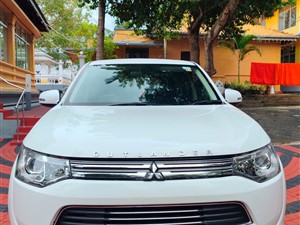 mitsubishi-outlander-2015-jeeps-for-sale-in-colombo