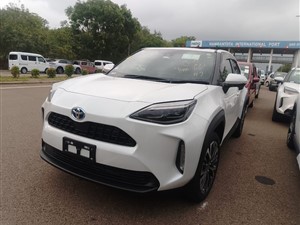 toyota-yaris-cross-z-hybrid-2023-jeeps-for-sale-in-moneragala