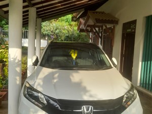 honda-vezel-2014-jeeps-for-sale-in-kegalle
