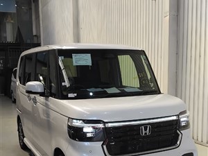 honda-n-box-custom-2023-cars-for-sale-in-colombo