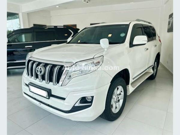 Toyota Land Cruiser Prado TX 150 TRJ 2016