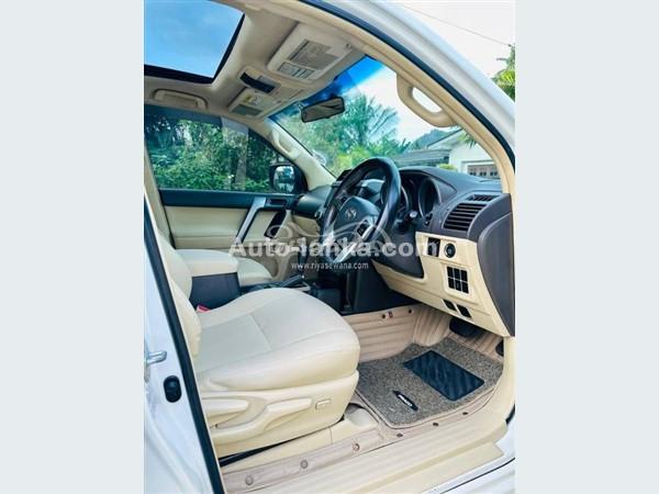 Toyota Land Cruiser Prado TX 150 TRJ 2016