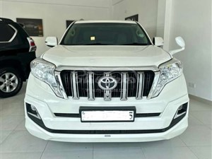 Toyota Land Cruiser Prado TX 150 TRJ 2016