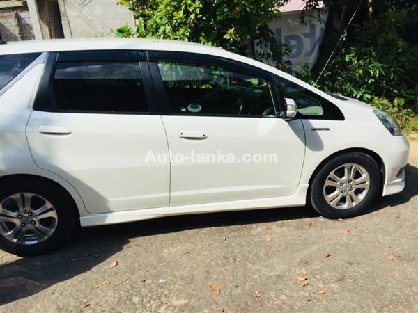 HONDA fit Shuttle AVAILABLE for RENT