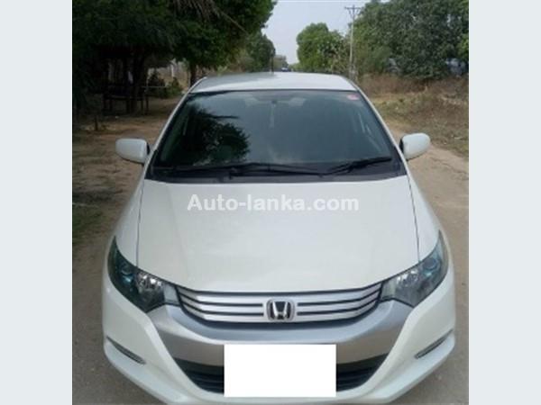 RENT A CAR HONDA INSIGHT