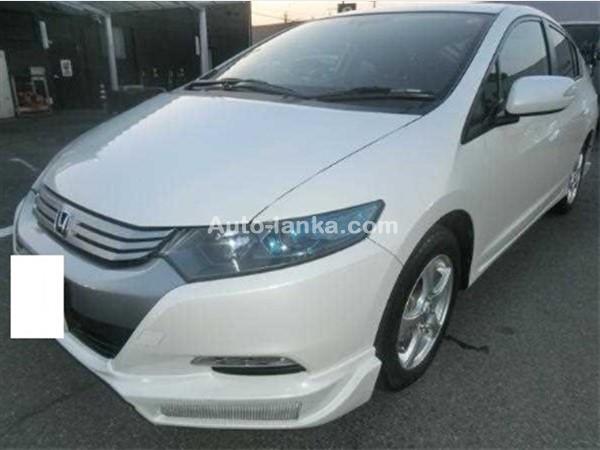 RENT A CAR HONDA INSIGHT