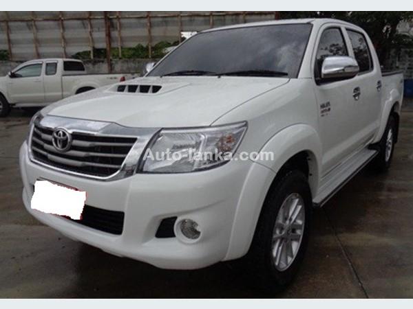 RENT A CAR HILUX DOUBLE CAB