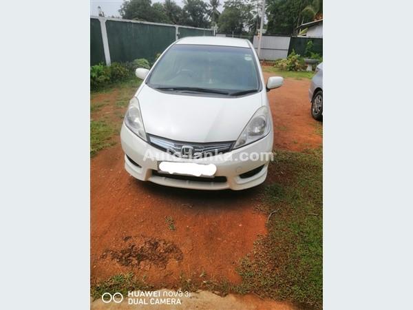 Honda fit Shuttle car for rent