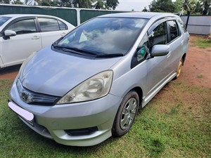 Honda fit Shuttle car for rent