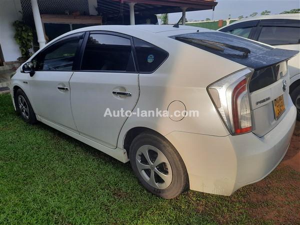 Toyota prius car for rent