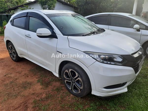 Honda vezel car for rent