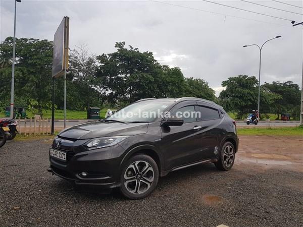 Honda vezel car for rent