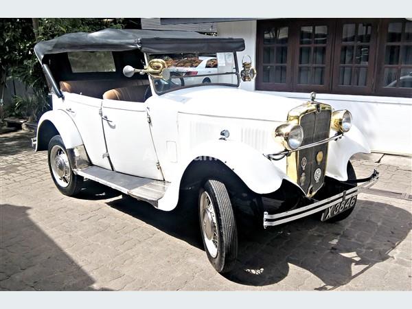 VINTAGE  CAR FOR WEDDING