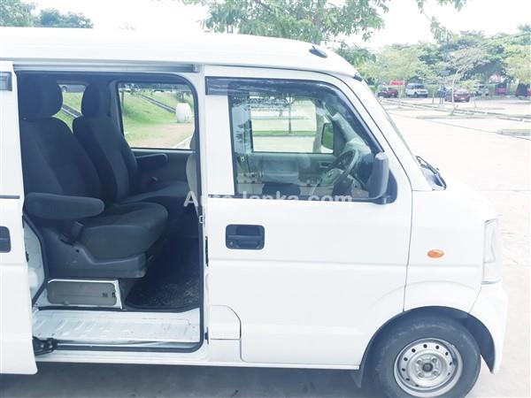 RENT A CAR - NISSAN NV100 BUDDY VAN FOR SELF DRIVE