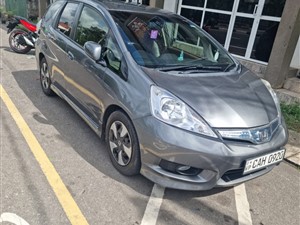 Honda fit Shuttle car for rent