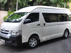 Luxury Van for Rent - Hire  in ,Colombo,Kottawa,Maharagama,Dehiwala,Borella, Gampaha,Ganemulla- Rent a Van