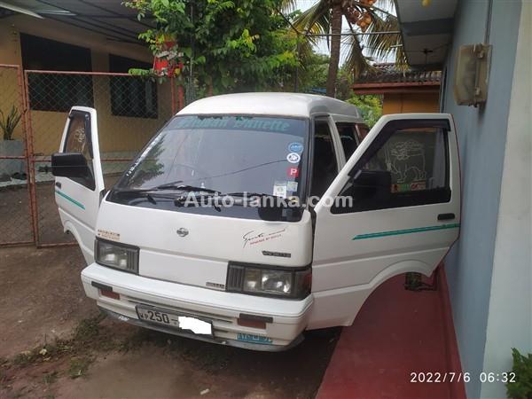 Nissan Vanette C22 Van For Rent