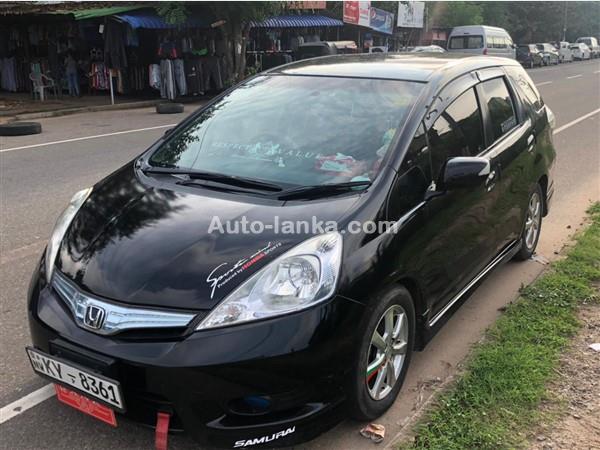 Honda fit shuttle Available for rent