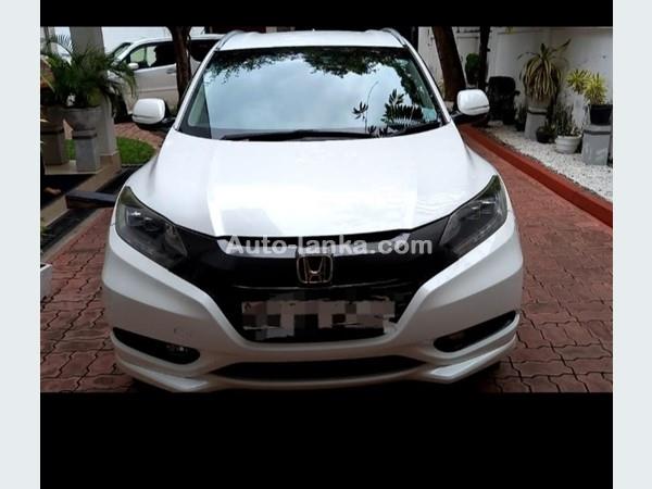 HONDA VEZEL AVAILABLE FOR RENT