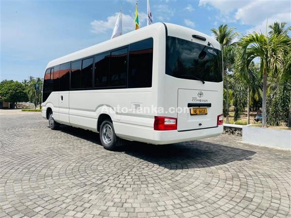 Luxury AC Bus for Hire 28 Seater