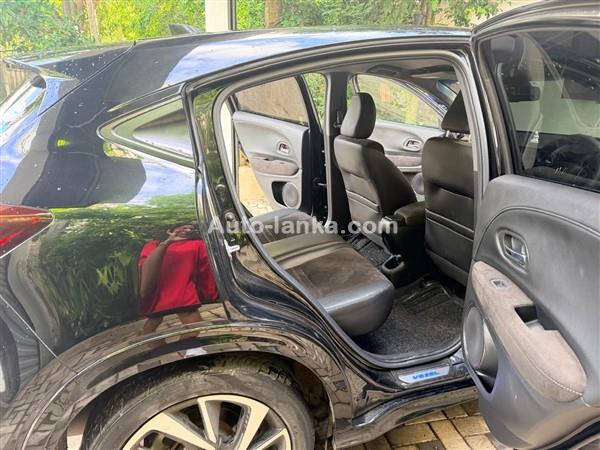 Vezel RS 2018 Jeep for rent