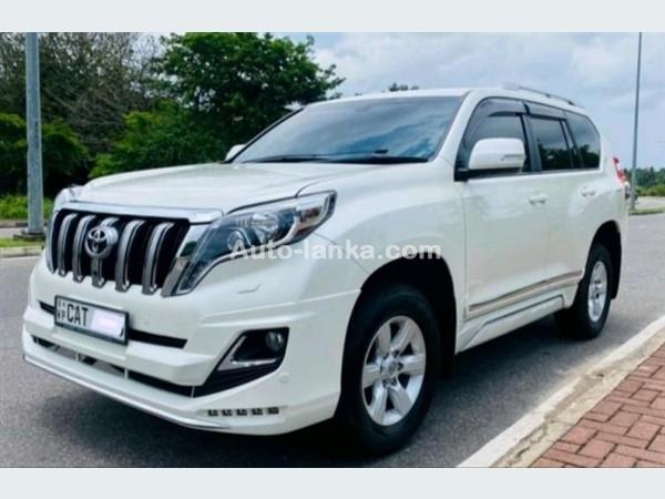 Toyota Land cruiser jeep for hire