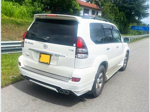 Land crusier prado 120 for rent