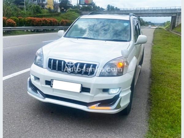 Land crusier prado 120 for rent