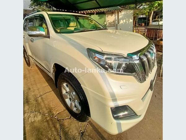 Vip supper luxury prado jeep for hire