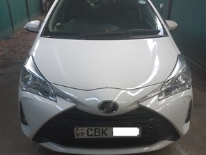 RENT A CAR- TOYOTA VITZ