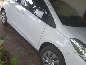 Rent a car-Toyota VITZ car