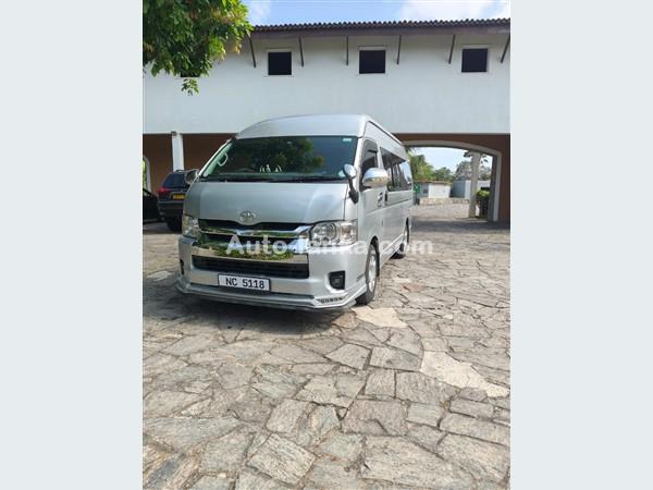 Van for Hire - KDH 09 / 14 Seater