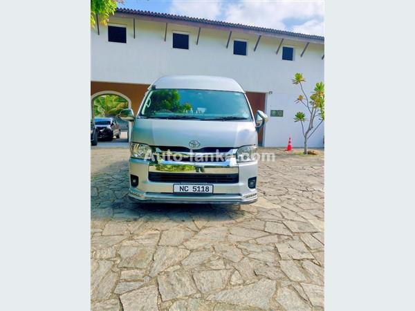 Van for Hire - KDH 09 / 14 Seater