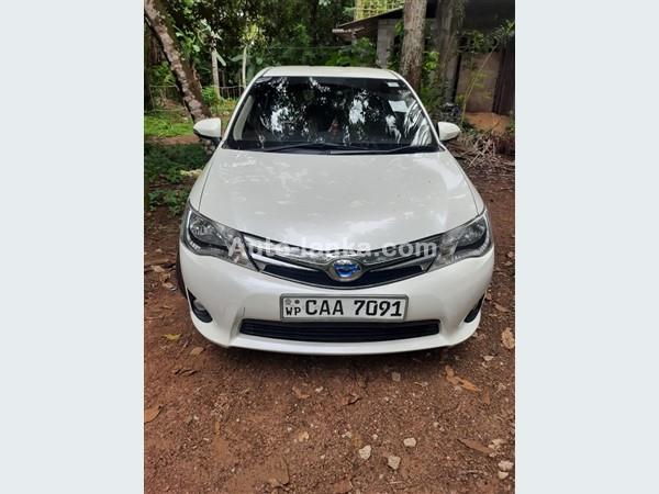 Toyota Axio Hybrid For Rent