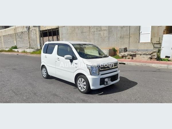 SUZUKI WAGON R FX AVAILABLE FOR RENT